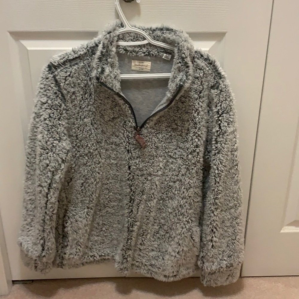 Cozy sweater Weatherproof brand. Medium.